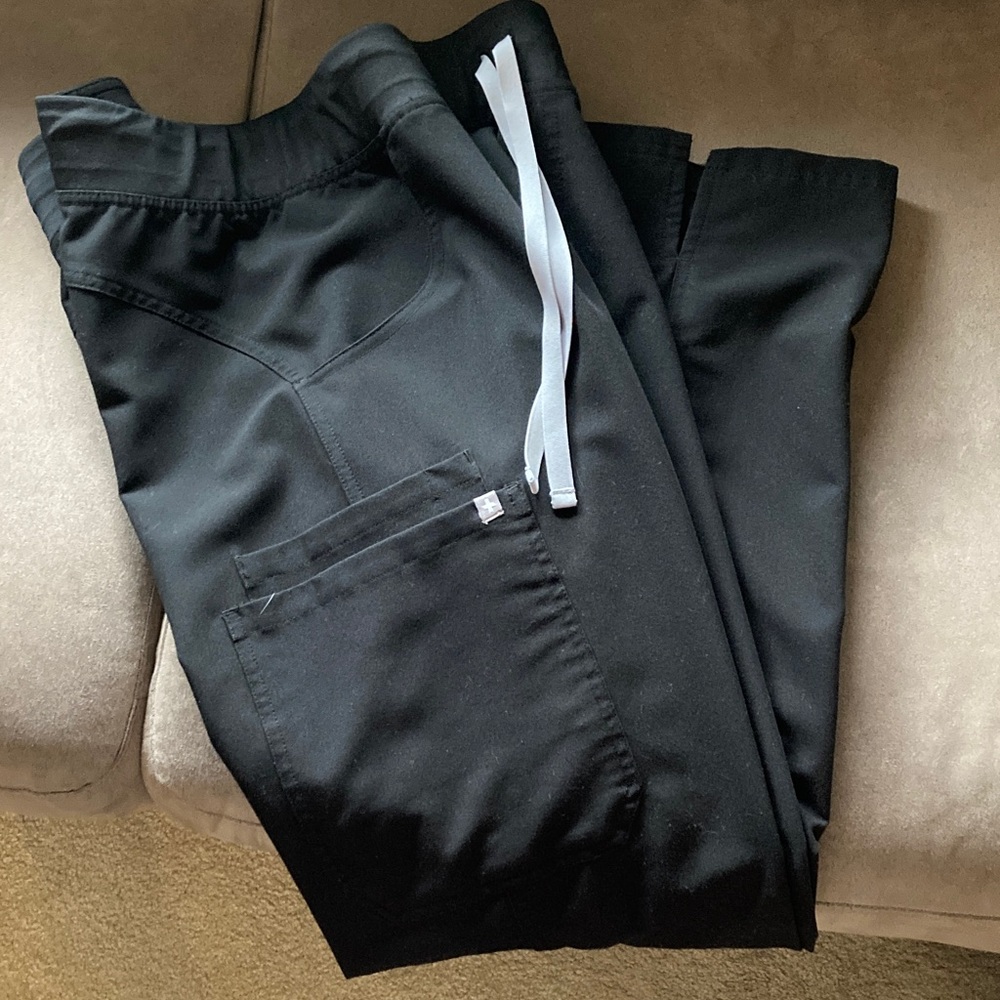 Figs Women's Black with gray Drawstring